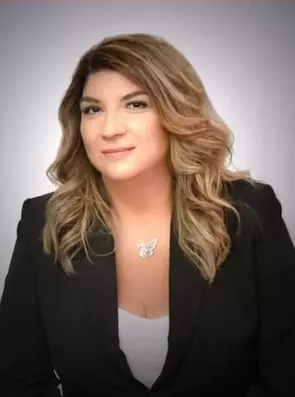 Nelly Dalalian, Laval, Real Estate Agent
